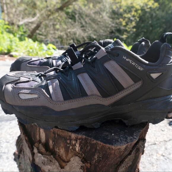 BARELY USED Adidas Hyperturf Adventure Shoes - Picture 3 of 6